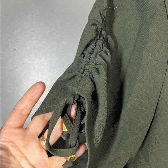 Michael Michael Kors Elegant Green Women's Top - Picture 5 of 6